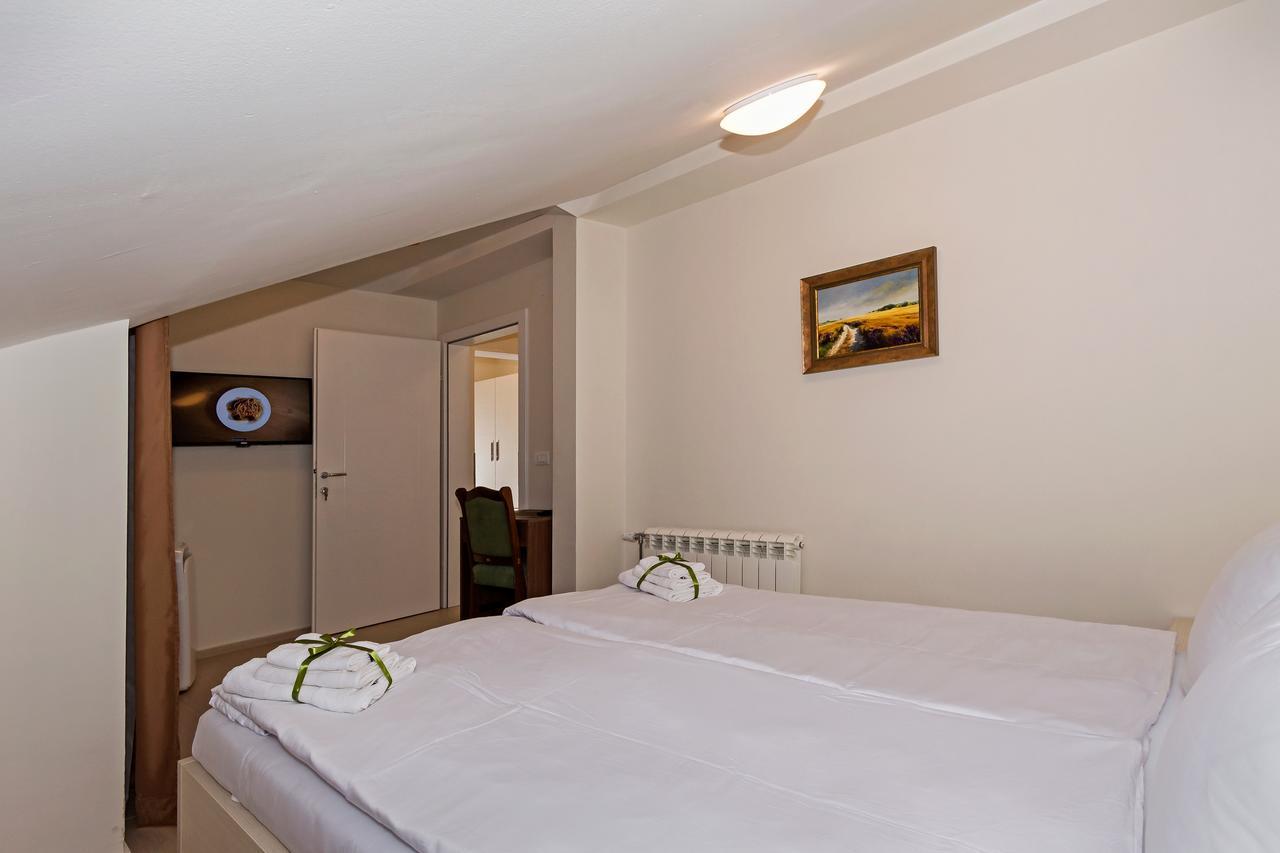 Apartments Valentino Ochryda Zewnętrze zdjęcie